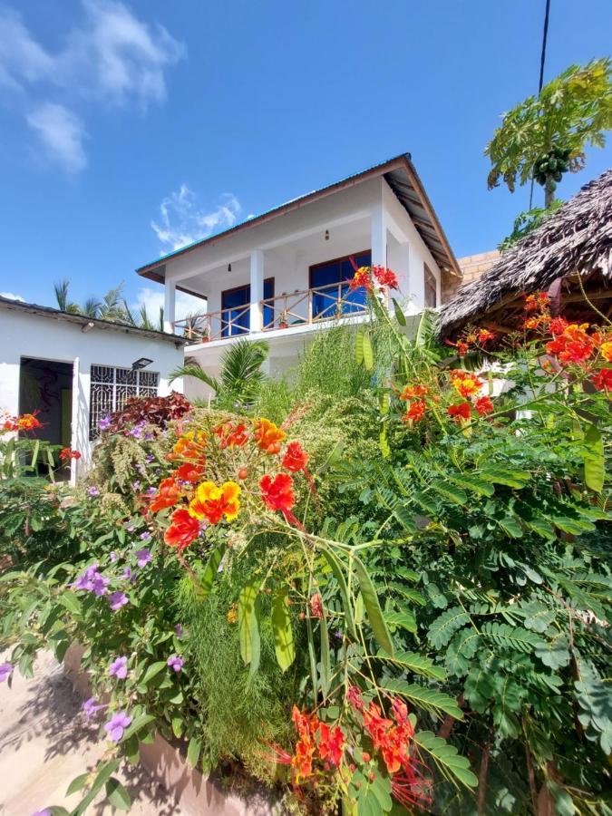 Karibu House Bed and Breakfast Paje Exterior foto